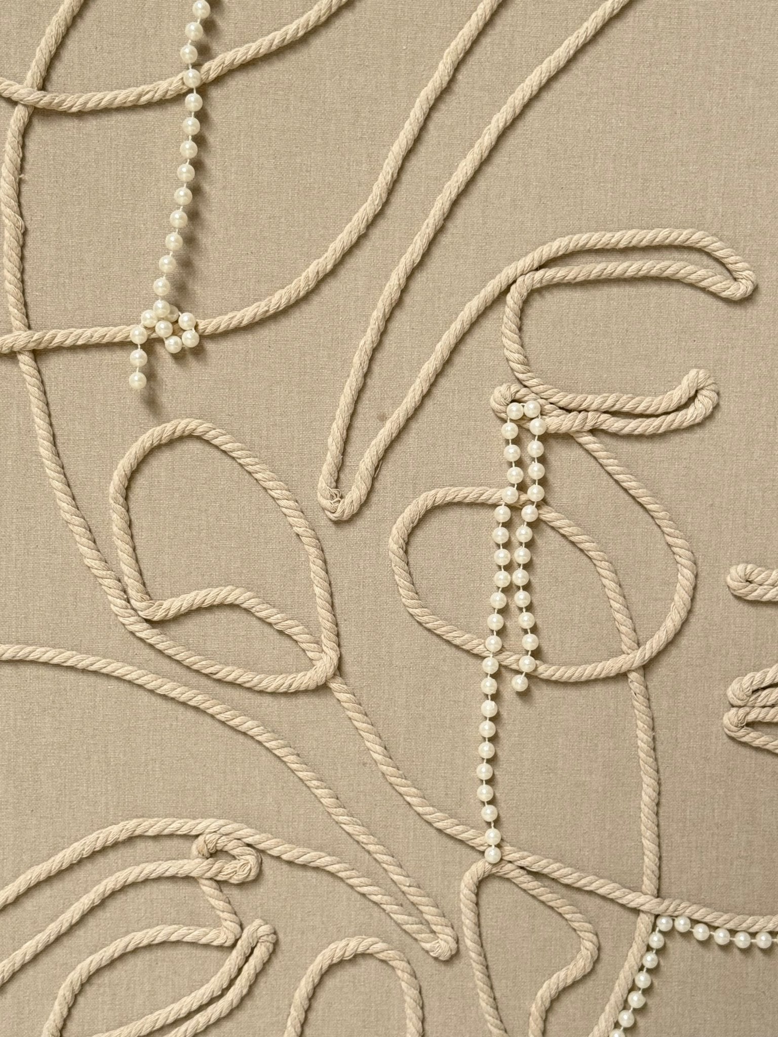 3D Abstract Face Line Wall Art with Pearl Detailing - SHAGHAF HOME