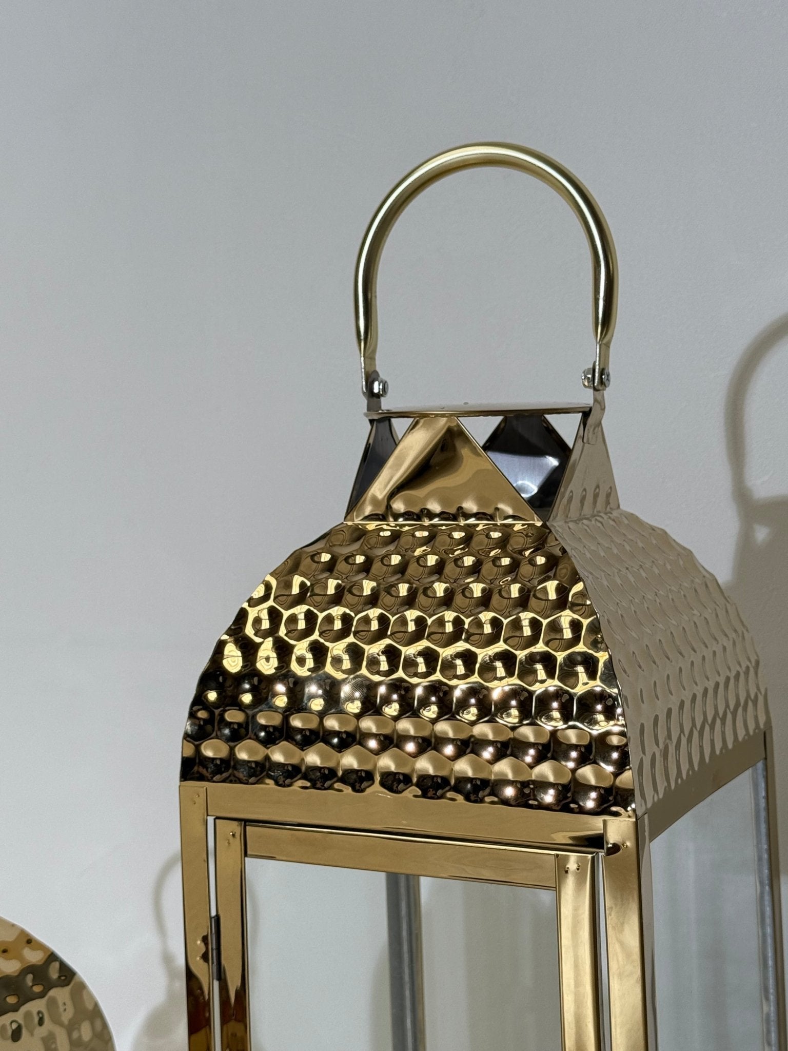 Elegant Modern Lantern Set – Timeless Entryway Accent - SHAGHAF HOME