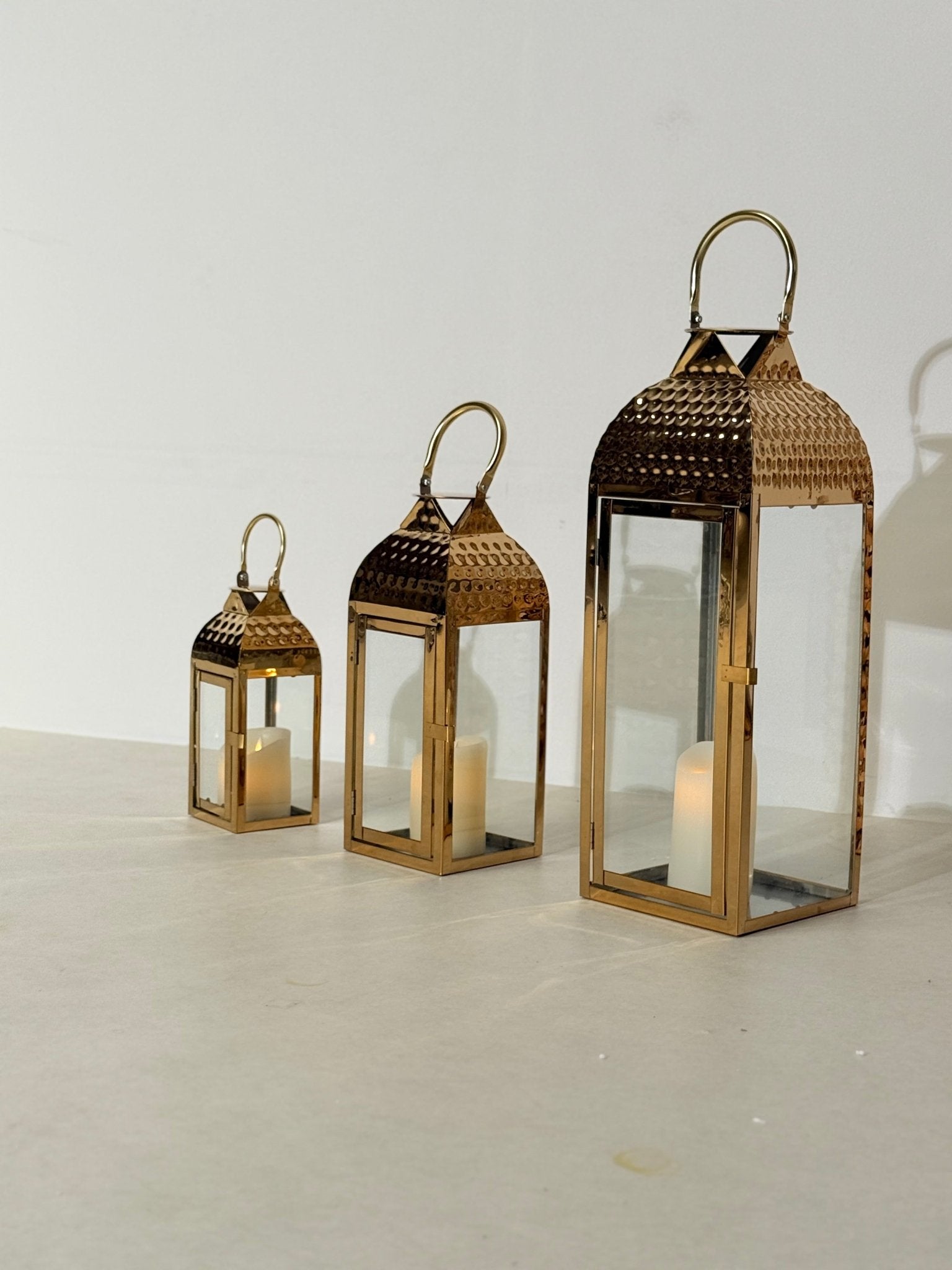 Elegant Modern Lantern Set – Timeless Entryway Accent - SHAGHAF HOME