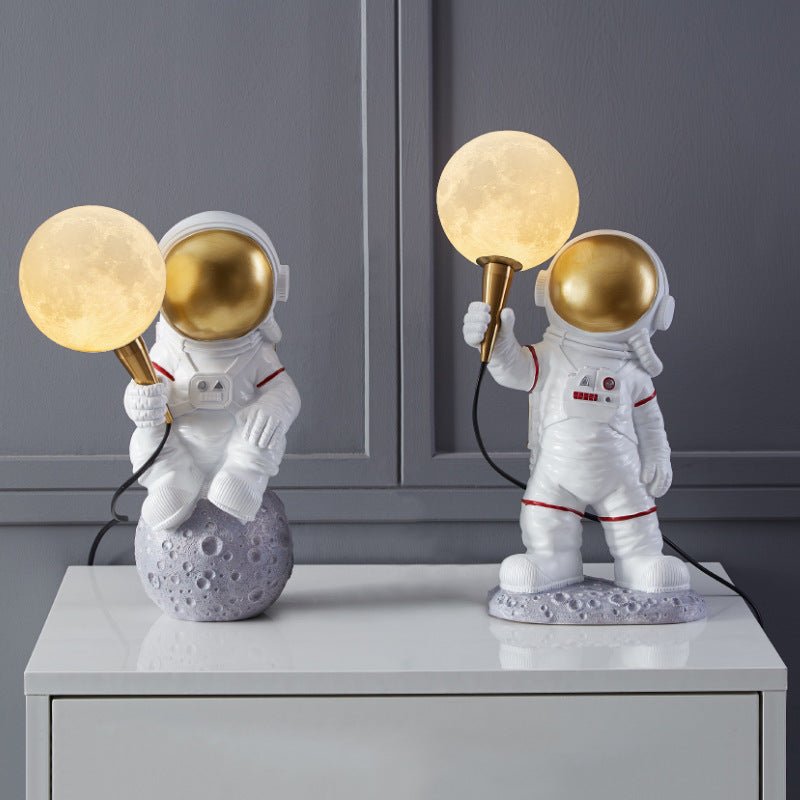 Astronaut (spaceman) table lamp - SHAGHAF HOME