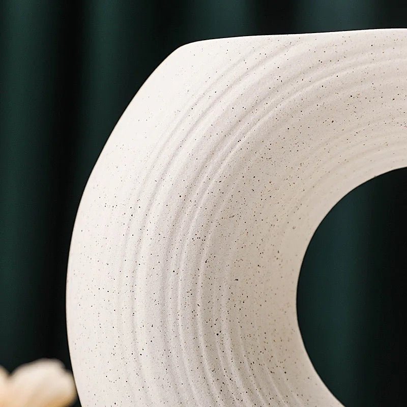 Donut Circle Ceramic Vase - SHAGHAF HOME