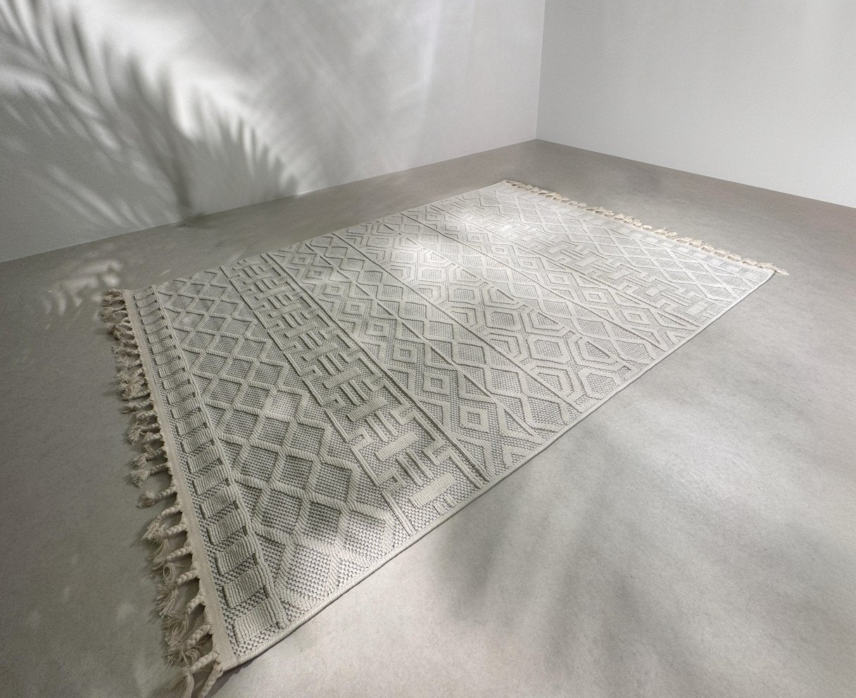 Ivory Diamond Pattern Turkish Rug – Modern Geometric Design – SHAGHAF HOME