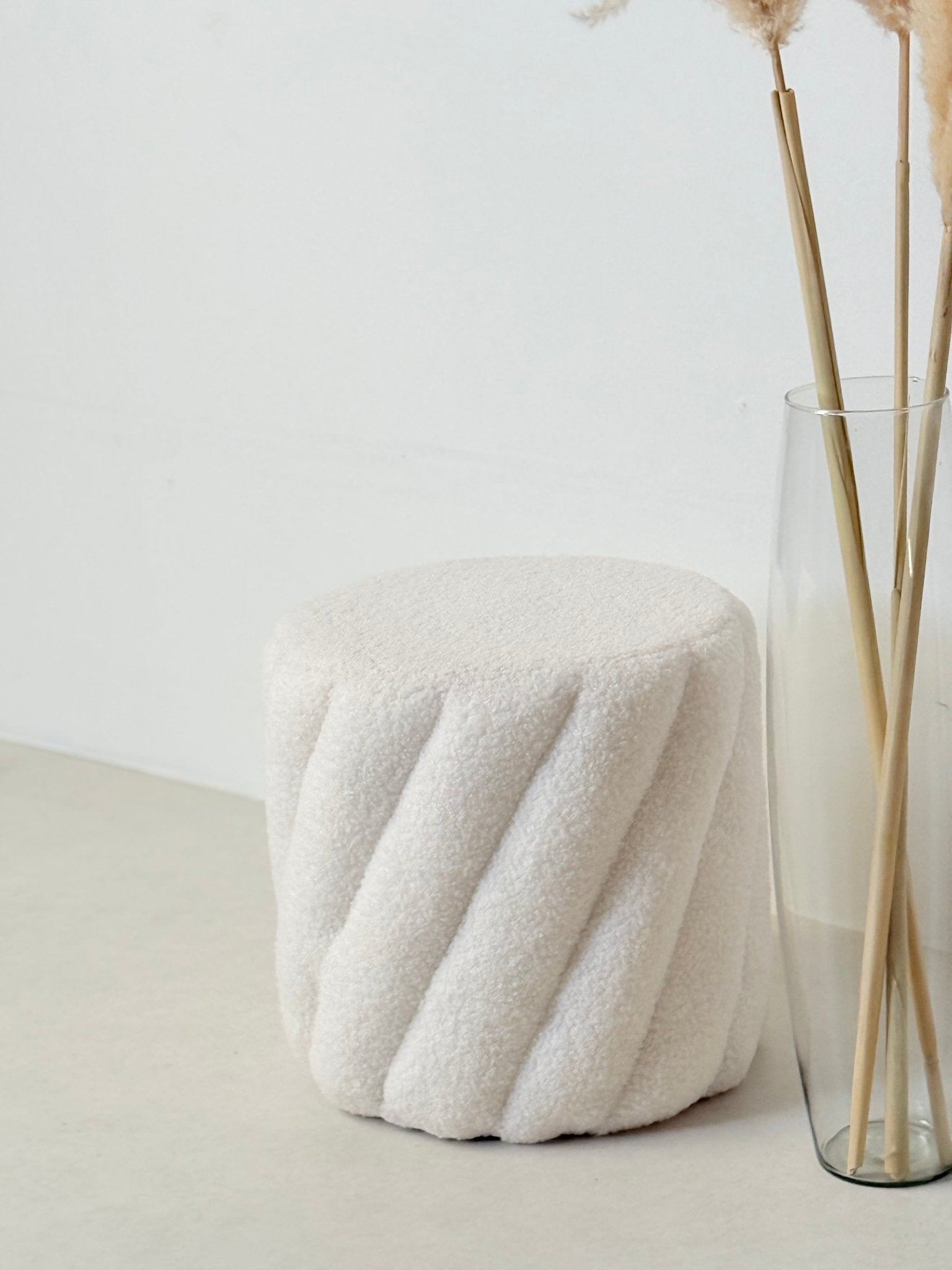LUXE WHITE BOUCLÉ POUF – MODERN ELEGANCE - SHAGHAF HOME