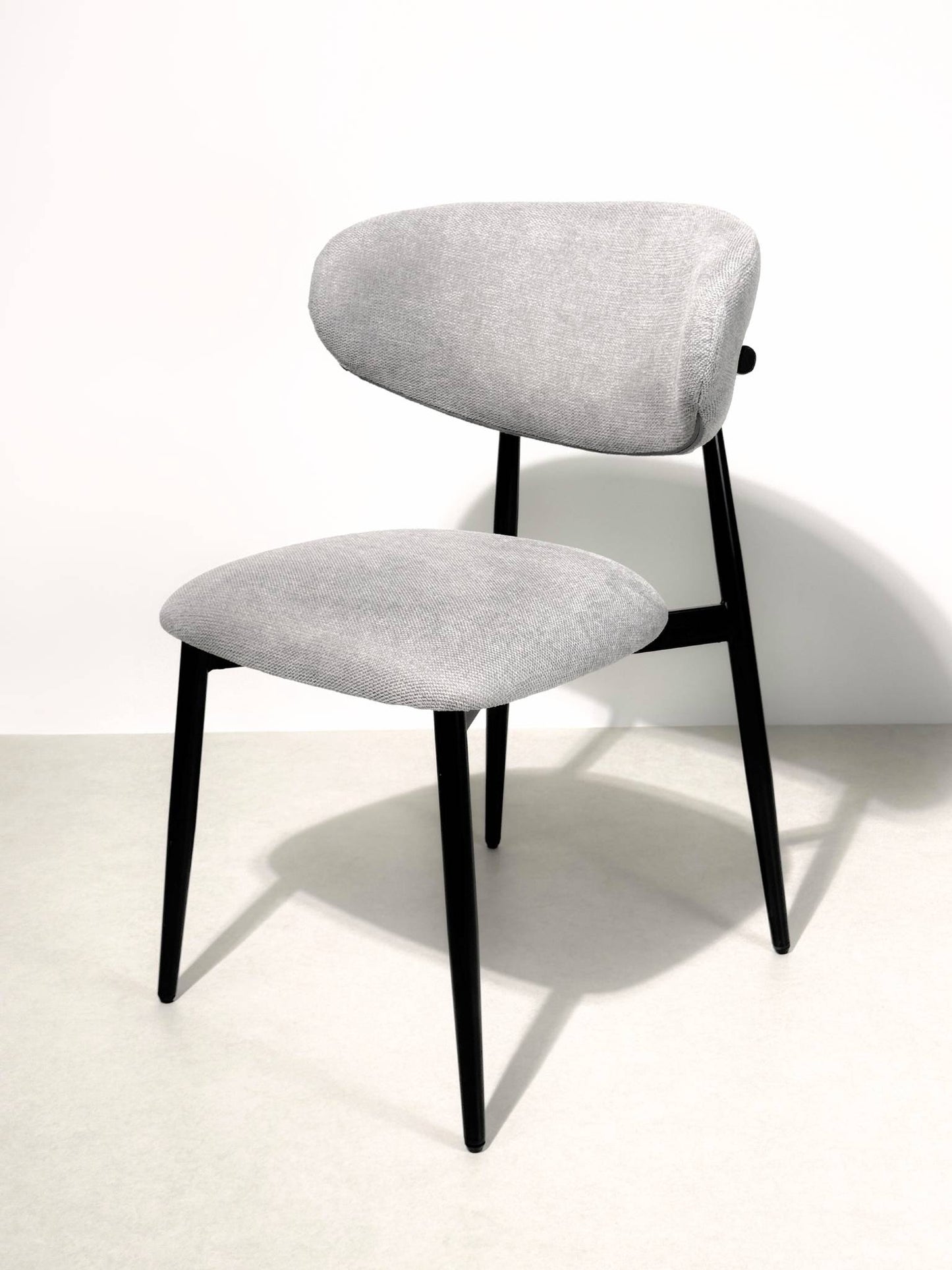 Modern Elegance Grey Dining Chair – Sleek Metal Frame & Fabric Upholstery - SHAGHAF HOME