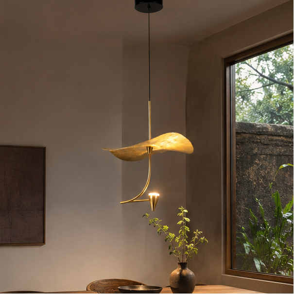 Modern Leaf Pendant Light – Gold LED Hanging Lamp | 25cm Sculptural Ceiling Light with Adjustable 1.5m Cable