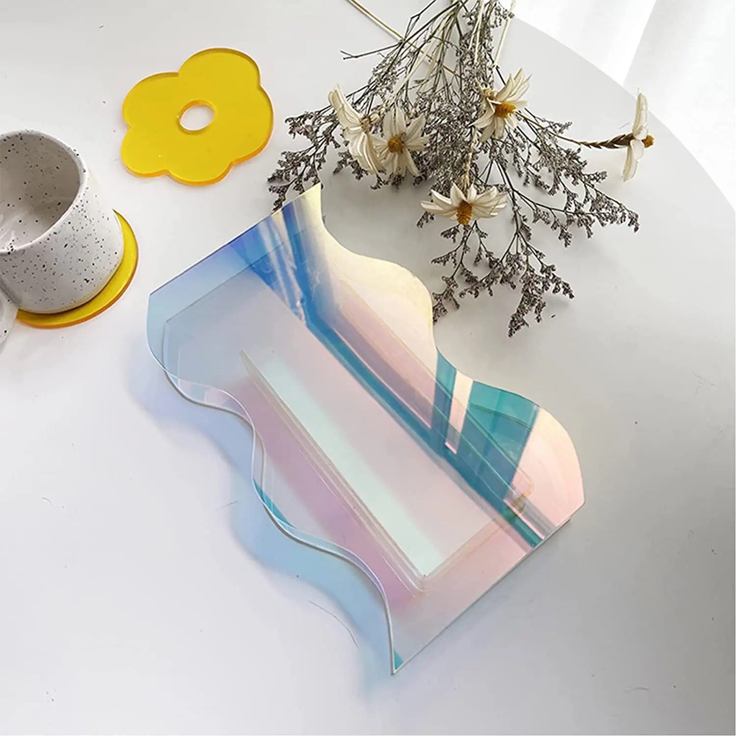 Acrylic rainbow decoration flowers Vases - SHAGHAF HOME