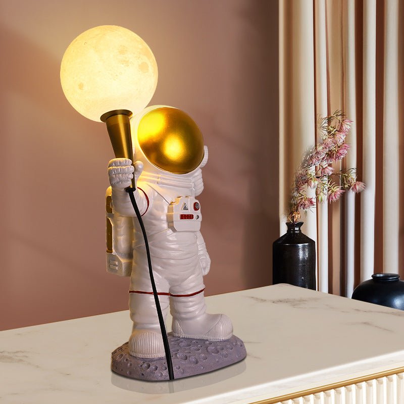 Astronaut (spaceman) table lamp - SHAGHAF HOME