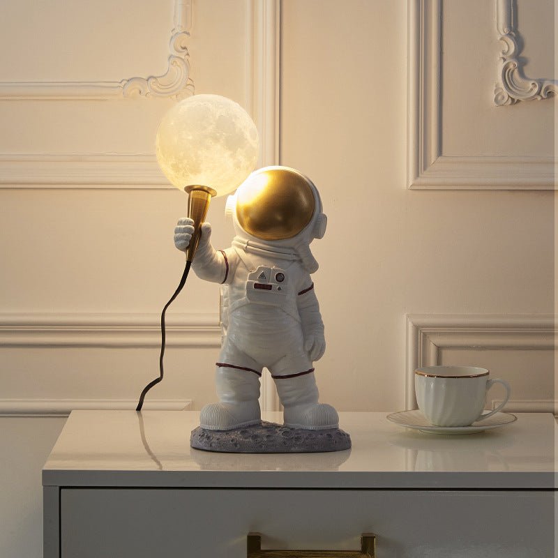 Astronaut (spaceman) table lamp - SHAGHAF HOME