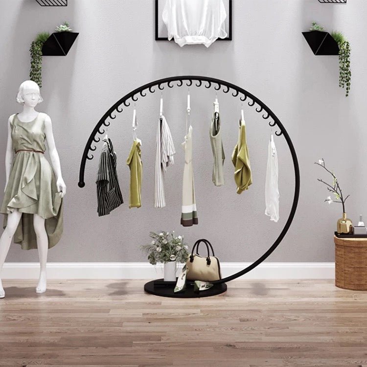 Open Circle Black Metal Clothes Hanger - SHAGHAF HOME